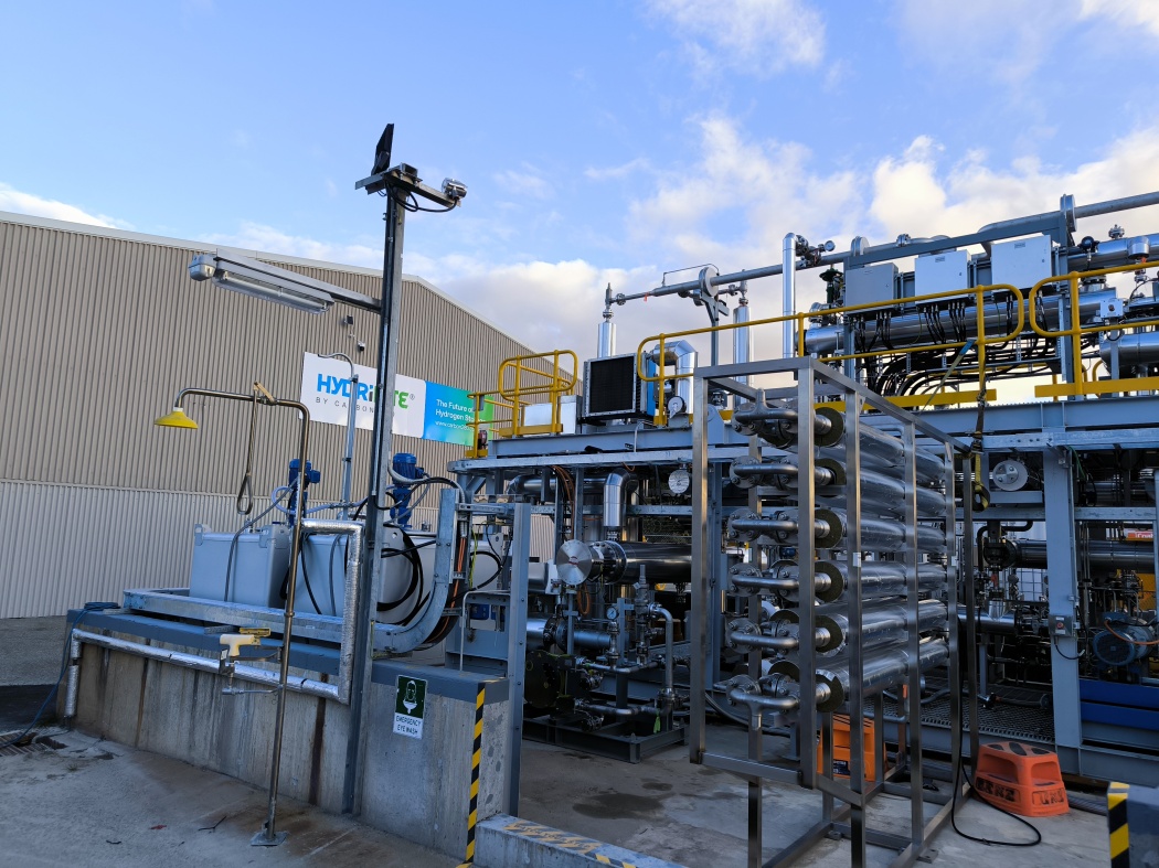 A Hydrilyte demonstration plant from Carbon280. Here, hydrogen storage is being tested using magnesium hydride suspended in oil. The application scenario is the transport of hydrogen via pipelines. Copyright: Paul Jerabek