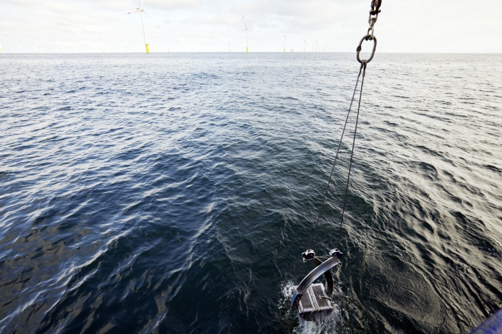 A box corer samples sediments and living creatures on the seabed. Photo: Heiner Mueller-Elsner Box corer