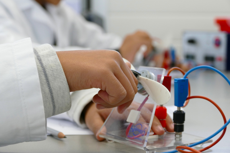 Experimentieren im Schülerlabor